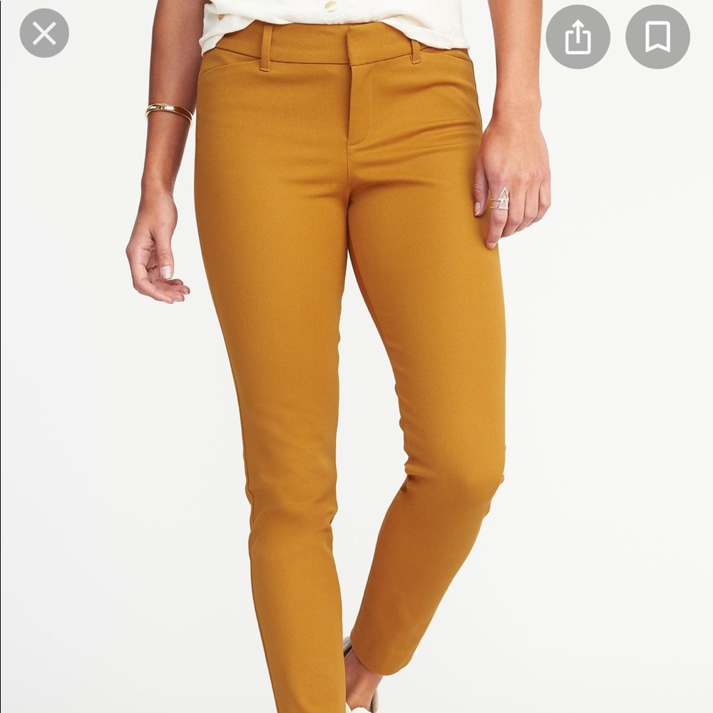 NWT Old Navy Sz 16 Mid-Rise Pixie Ankle Pants